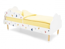Кровать Stumpa Облако бортик, рисунок Треугольники желтый, синий, розовый